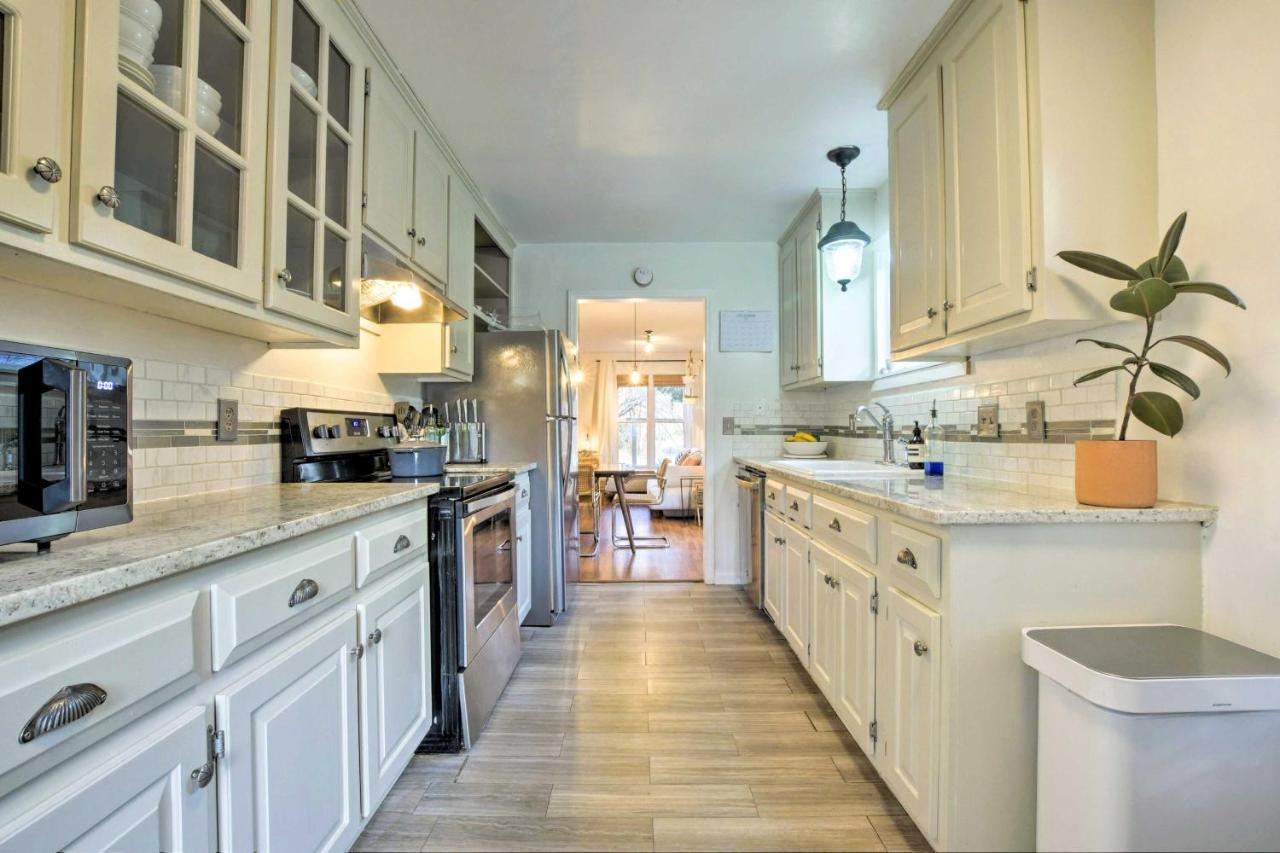 Home With Outdoor Oasis In Downtown Raleigh! Экстерьер фото