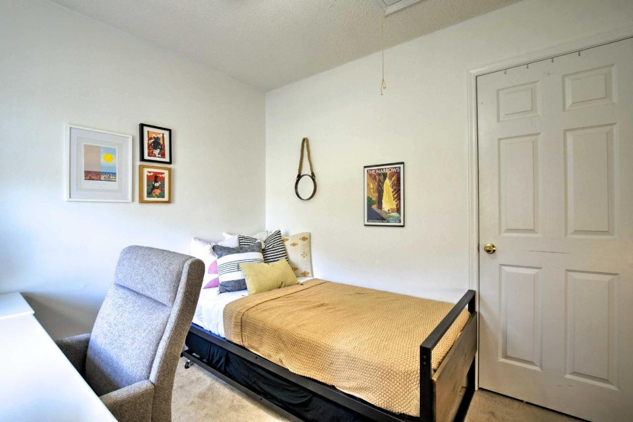 Home With Outdoor Oasis In Downtown Raleigh! Экстерьер фото