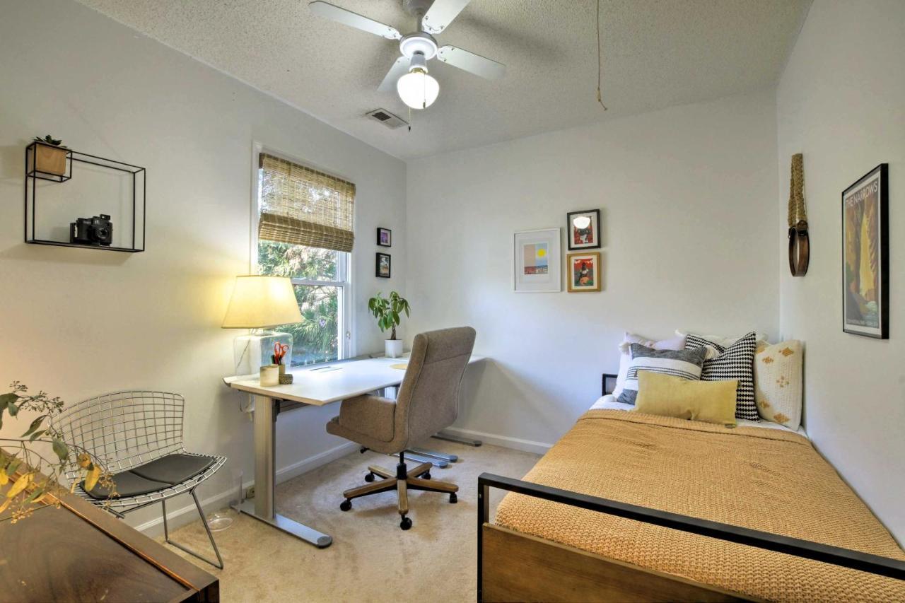 Home With Outdoor Oasis In Downtown Raleigh! Экстерьер фото